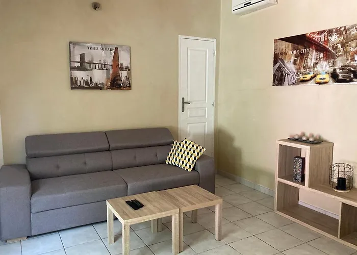 Petite Maison De Campagne